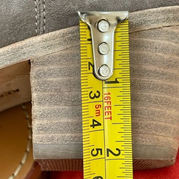 Kenneth Cole - Picture 9 of 11